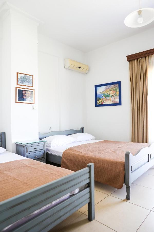 Villa Moras Paralía Buitenkant foto